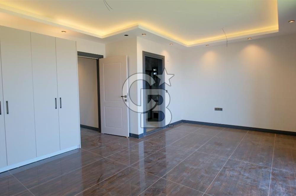 URLA YENİKENT MAH. SATILIK İKİZ VİLLA