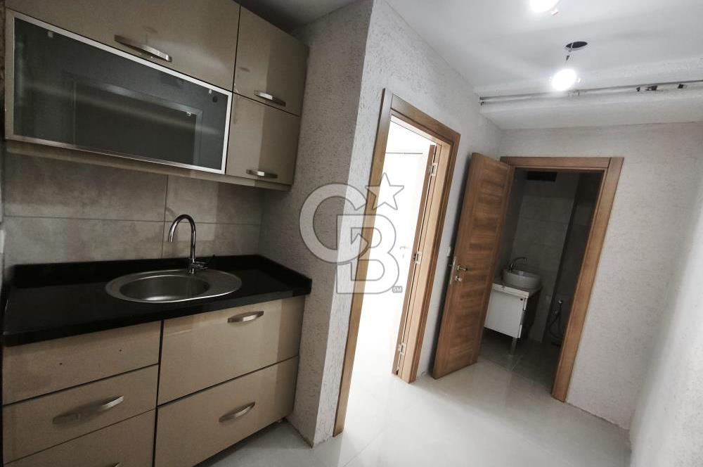 PRESTİJ CADDESİ BAŞINDA İÇİ YENİLENMİŞ FERAH OFİS