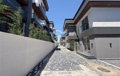 ALACAATLI MAH. SAKA VİLLA SİTESİNDE SATILIK 6+2 VİLLA