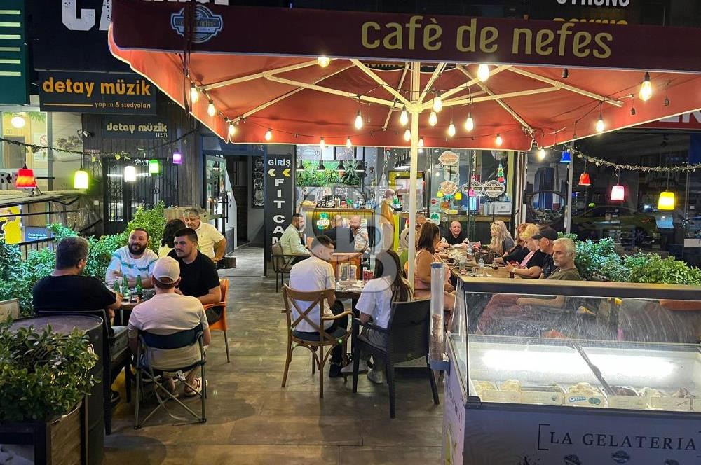 ESAT CADDESİ'NDE ANA CADDE ÜZERİNDE DEVREN CAFE
