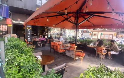 ESAT CADDESİ'NDE ANA CADDE ÜZERİNDE DEVREN CAFE