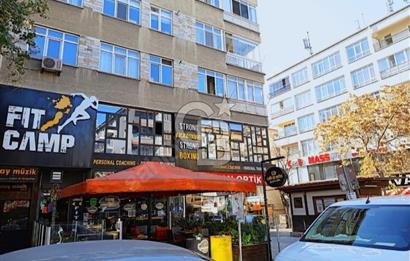 ESAT CADDESİ'NDE ANA CADDE ÜZERİNDE DEVREN CAFE