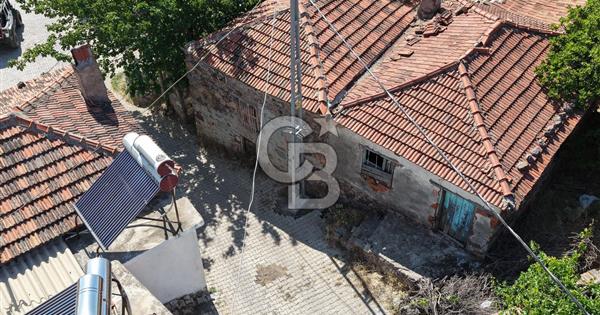 AYVALIK BULUTÇEŞME KÖYÜ'NDE KUYULU 130 m2 ARSALI KÖY EVİ - 358985