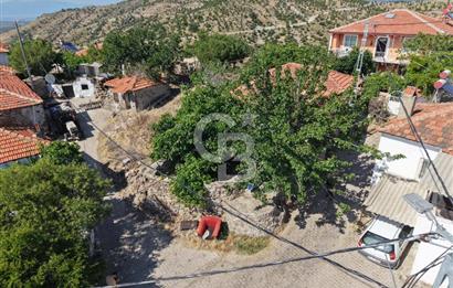 AYVALIK BULUTÇEŞME KÖYÜ'NDE KUYULU 130 m2 ARSALI KÖY EVİ