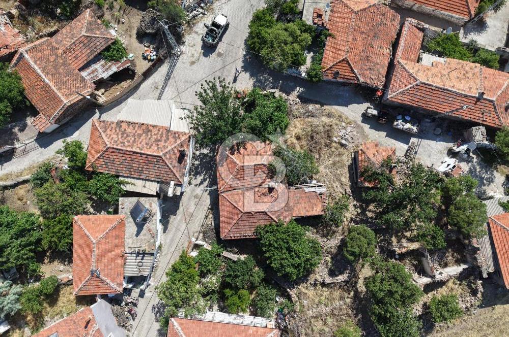 AYVALIK BULUTÇEŞME KÖYÜ'NDE KUYULU 130 m2 ARSALI KÖY EVİ
