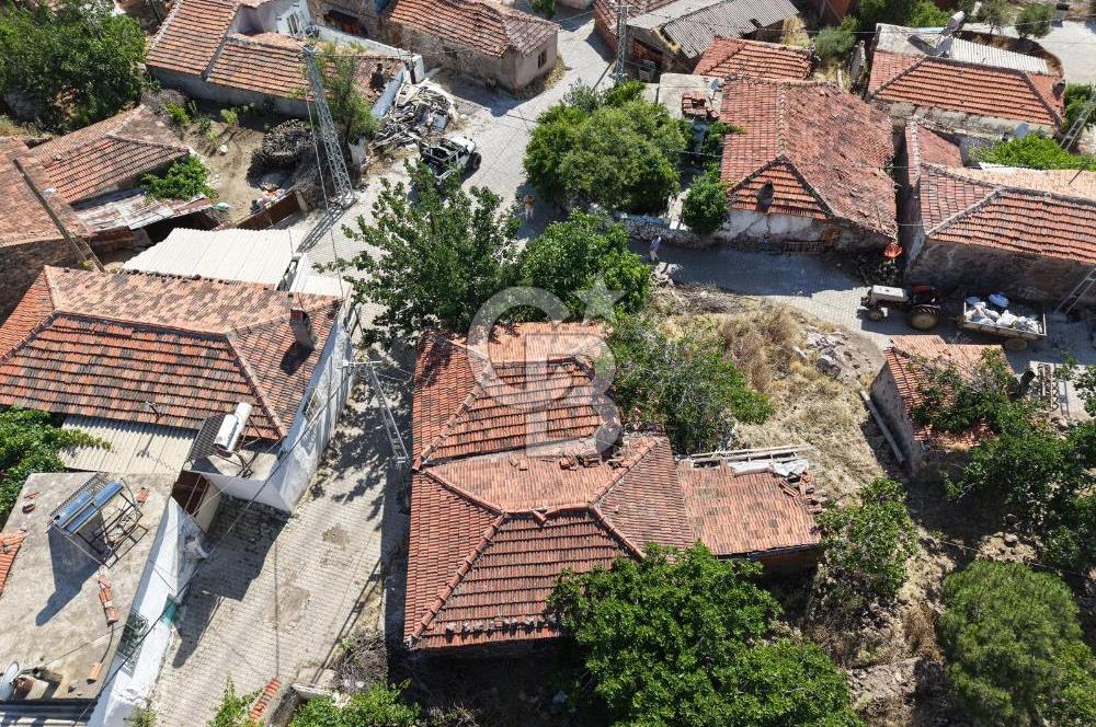 AYVALIK BULUTÇEŞME KÖYÜ'NDE KUYULU 130 m2 ARSALI KÖY EVİ