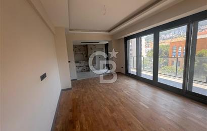 Narlıdere Yenikale Mahallesi'nde, TAKEV Okulu'na Yürüme Mesafesinde Sıfır 3+1 Daire