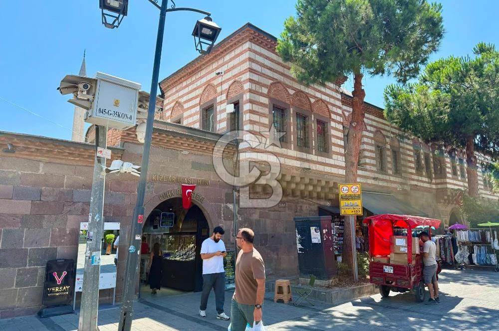 Kemeraltı Kızlarağası Karşısı Kurumsal Kiracılı 750 m2 Mağaza