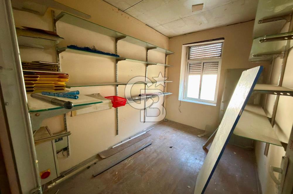 Kemeraltı Kızlarağası Karşısı Kurumsal Kiracılı 750 m2 Mağaza