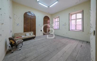 YAKUT HAN, Karaköy'de Otel Dönüşümüne Uygun Tarihi Kiralık Bina