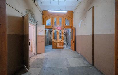 YAKUT HAN, Karaköy'de Otel Dönüşümüne Uygun Tarihi Kiralık Bina