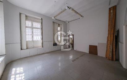 YAKUT HAN, Karaköy'de Otel Dönüşümüne Uygun Tarihi Kiralık Bina