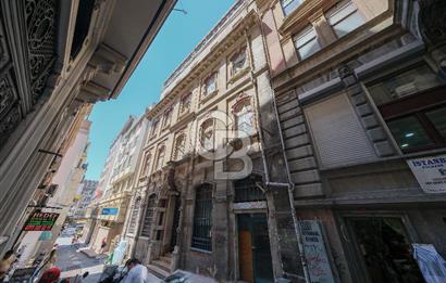 YAKUT HAN, Karaköy'de Otel Dönüşümüne Uygun Tarihi Kiralık Bina