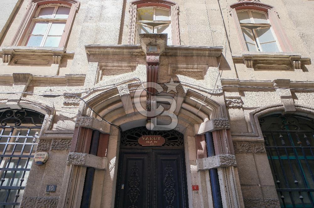 YAKUT HAN, Karaköy'de Otel Dönüşümüne Uygun Tarihi Kiralık Bina