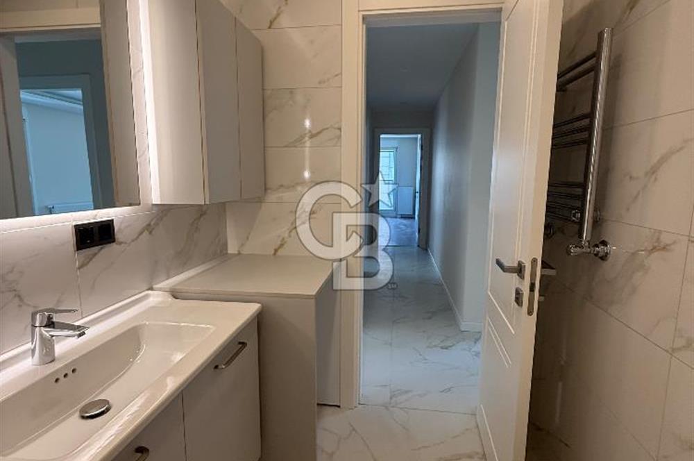 Çiftehavuzlar’da sahile yakın kiralık sıfır 3+1 daire
