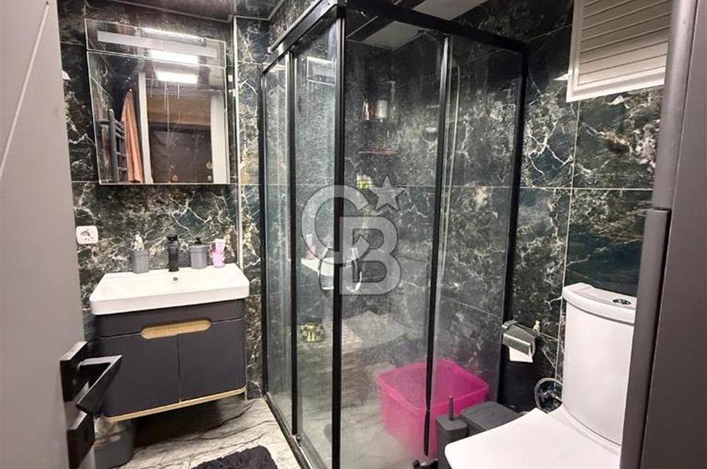 Yenifoça Gencelli'de Satılık Deniz Manzaralı Villa