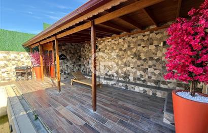 Yenifoça Gencelli'de Satılık Deniz Manzaralı Villa