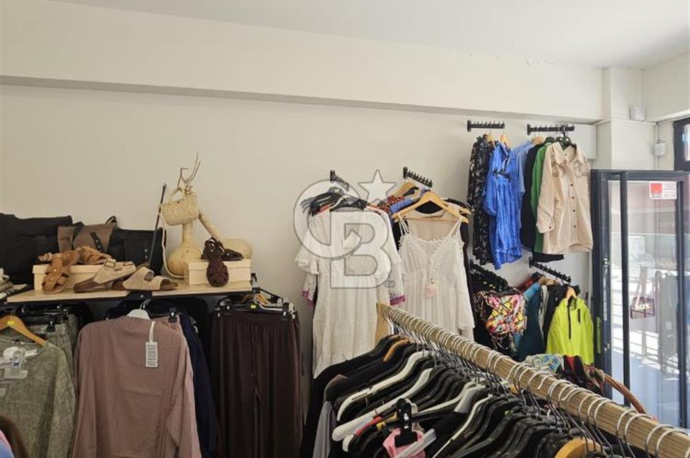 Foça Bağarası Ana Cadde Üzerinde Devren Kiralık Dükkan Mağaza