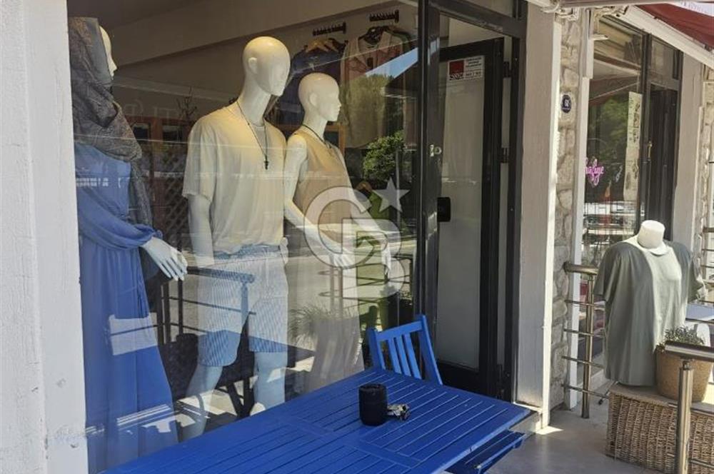 Foça Bağarası Ana Cadde Üzerinde Devren Kiralık Dükkan Mağaza