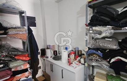 Foça Bağarası Ana Cadde Üzerinde Devren Kiralık Dükkan Mağaza