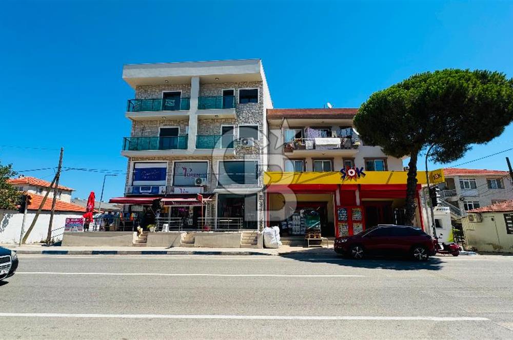 Foça Bağarası Ana Cadde Üzerinde Devren Kiralık Dükkan Mağaza