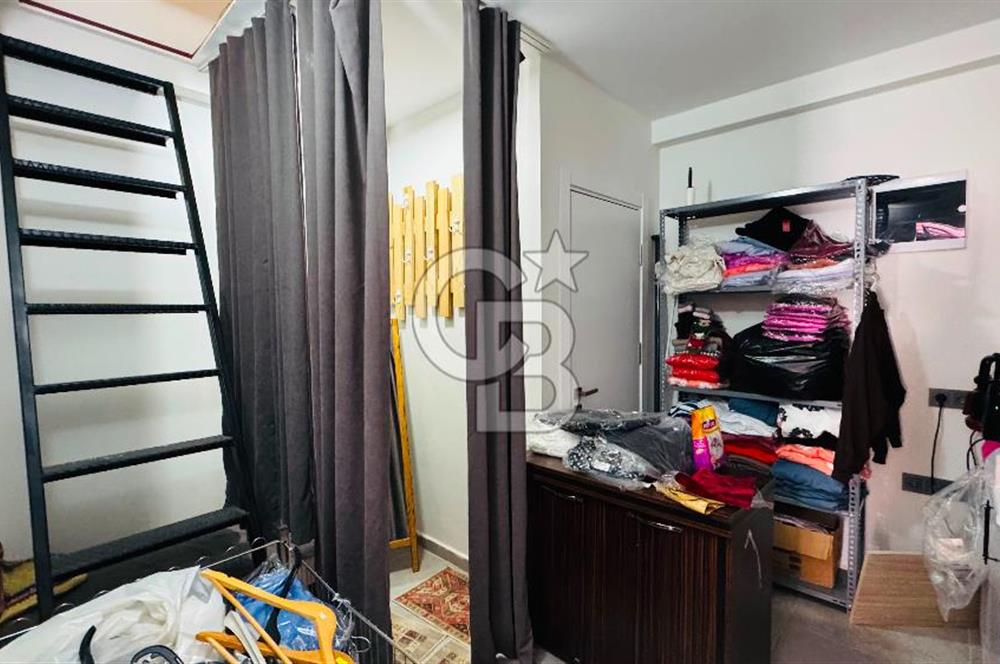 Foça Bağarası Ana Cadde Üzerinde Devren Kiralık Dükkan Mağaza