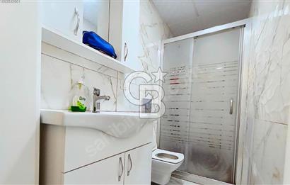 Yenifoça Donatkent Mevkiinde Satılık 3+2 Havuzlu Tripleks Villa