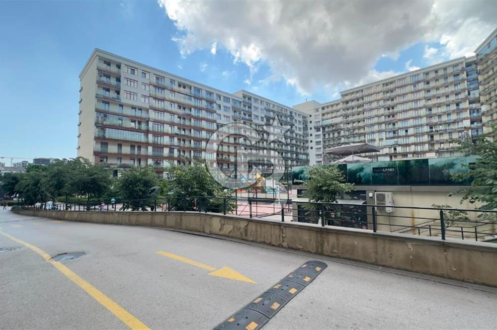 PENDİK AYDOS LAND'DE 140 m² YAŞAM ALANI SUNAN ÖZEL BAHÇELİ 3+1