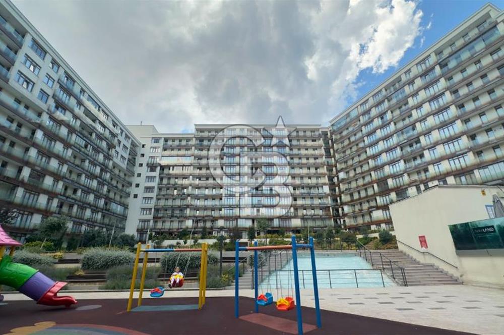 PENDİK AYDOS LAND'DE 140 m² YAŞAM ALANI SUNAN ÖZEL BAHÇELİ 3+1