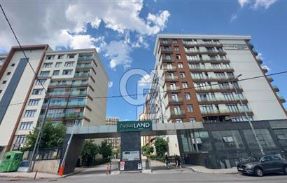 PENDİK AYDOS LAND'DE 140 m² YAŞAM ALANI SUNAN ÖZEL BAHÇELİ 3+1