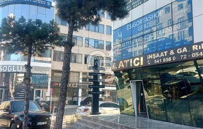ÇAYIROVA BELEDİYENİN TAM KARŞISINDA SATILIK TİCARİ OFİS