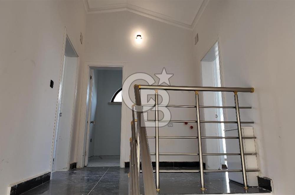 İŞBAŞARAN VİLLALARINDA KAPALI GARAJ VE HAVUZLU MODERN 6+1 VİLLA