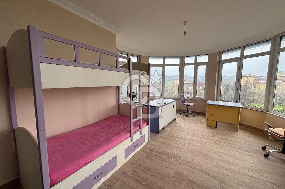 ARNAVUTKÖY YEŞİLBAYIR MAHALLESİNDE DOĞA İÇİNDE KİRALIK VİLLA 4+1