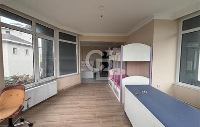 ARNAVUTKÖY YEŞİLBAYIR MAHALLESİNDE DOĞA İÇİNDE KİRALIK VİLLA 4+1