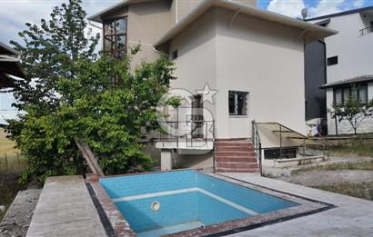 İŞBAŞARAN VİLLALARINDA KAPALI GARAJ VE HAVUZLU MODERN 6+1 VİLLA