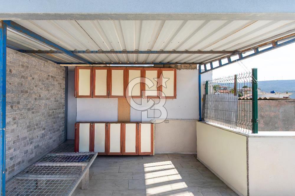 Yenifoça Cumhuriyet Mah. Satılık 3+1 Teraslı Villa