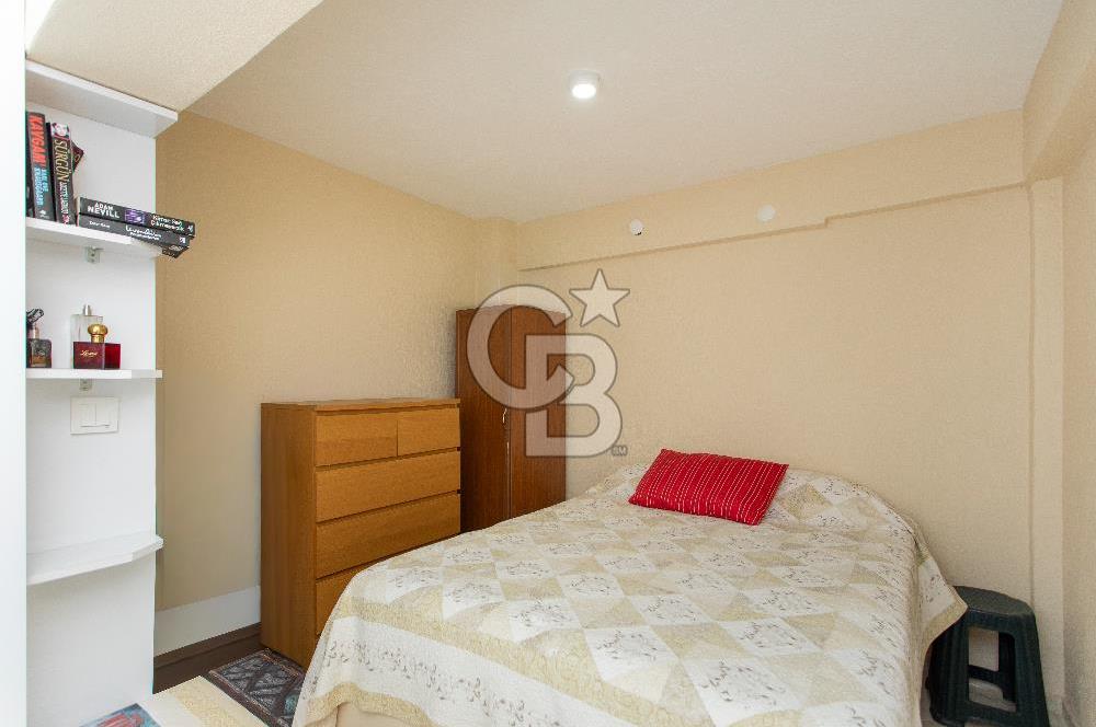 Yenifoça Cumhuriyet Mah. Satılık 3+1 Teraslı Villa