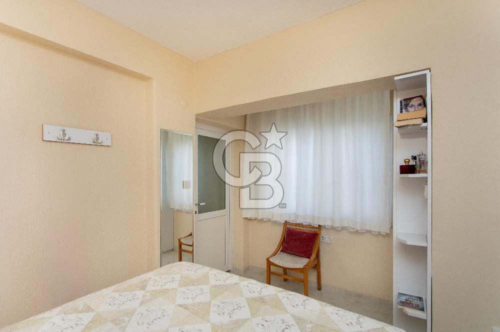 Yenifoça Cumhuriyet Mah. Satılık 3+1 Teraslı Villa
