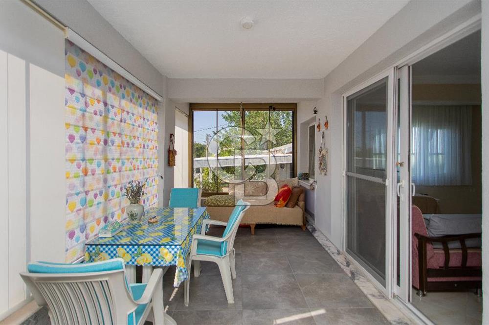 Yenifoça Cumhuriyet Mah. Satılık 3+1 Teraslı Villa