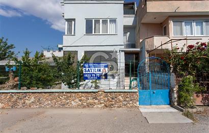 Yenifoça Cumhuriyet Mah. Satılık 3+1 Teraslı Villa
