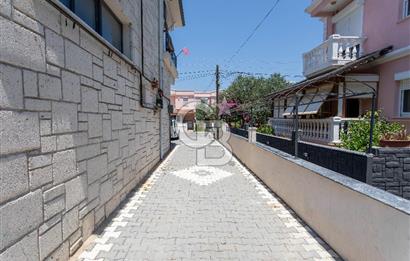 Yenifoça Pazar Yeri'nin En İşlek Caddesinde Otoparklı Dükkan