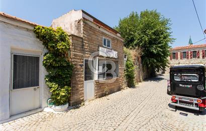 Yenifoça'nın En İşlek Caddesinde 48 m2 Dükkan