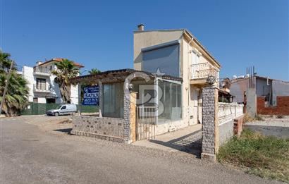 Yenifoça Gencelli'de Denize Sıfır Satılık 2+1 Villa