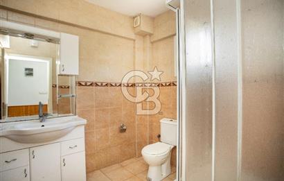 Yenifoça Gencelli'de Deniz Manzaralı Satılık 4+1 Villa
