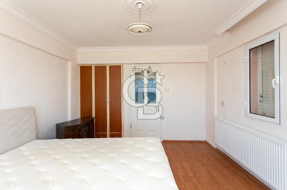 Yenifoça Gencelli'de Denize Sıfır Satılık 2+1 Villa