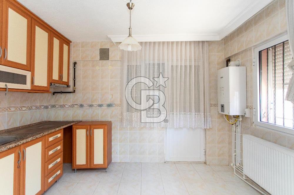 Yenifoça Gencelli'de Denize Sıfır Satılık 2+1 Villa