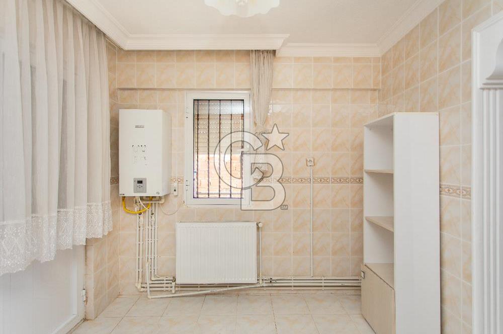 Yenifoça Gencelli'de Denize Sıfır Satılık 2+1 Villa