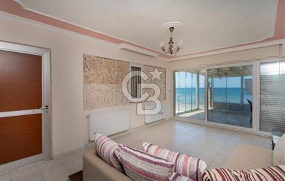 Yenifoça Gencelli'de Denize Sıfır Satılık 2+1 Villa