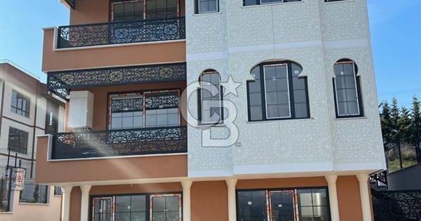 Yalova Termal Akköyde Satılık 5+2 Lüks Tripleks Villa! - 359112