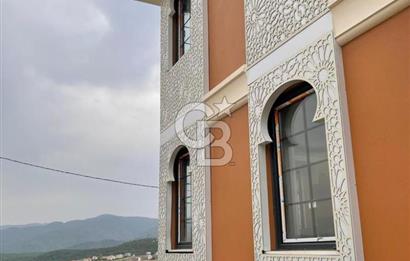 Yalova Termal Akköyde Satılık 5+2 Lüks  Tripleks Villa!